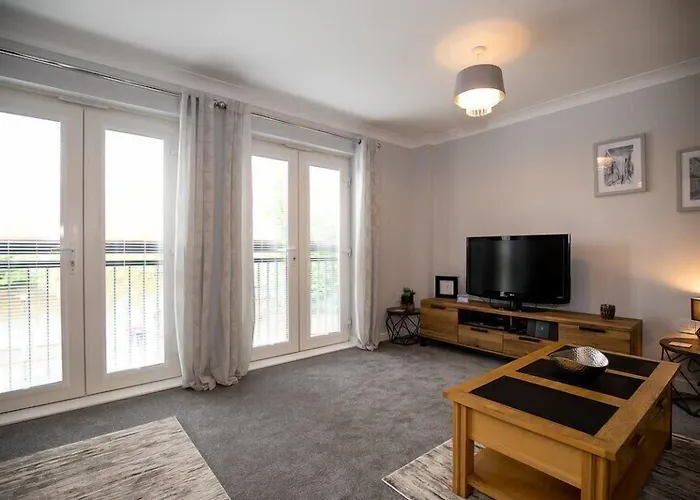 Host & - Blue Bridge View 4*